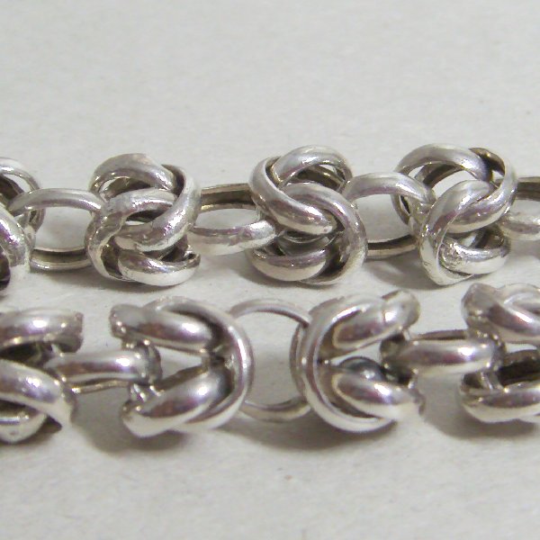 (b1094)Punto Per type silver bracelet.